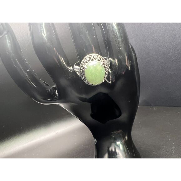 Sterling Silver Vintage-Inspired Ring - Picture 3 of 9